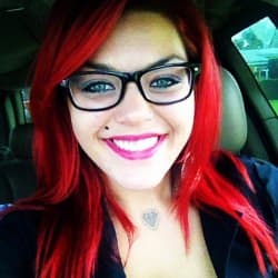 ashley-romano-headshot